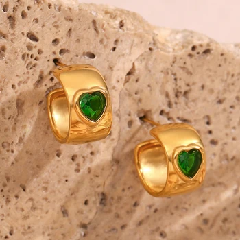 Cinta Hati Berbentuk Batu Zirkonia Kubik Anting-Anting Lingkaran Tebal untuk Anak Perempuan Perhiasan Anting-Anting Bulat Baja Tahan Karat Berlapis Emas Lebar 17mm