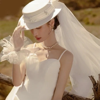 Topi Vintage dengan Kerudung Alat Peraga Foto Vintage yang Elegan Fedora Putih dengan Mutiara untuk Pesta Dansa Panggung Pesta Dandanan