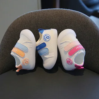 Sepatu Jalan Bayi 0-3Year Tua Musim Semi Musim Gugur Tahan Benturan Baotou Sepatu Bayi Perempuan Sol Lembut Antiselip Sepatu Balita Pria Baru Lahir